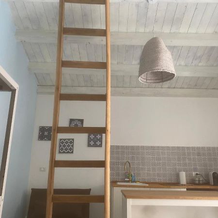 La Naca Piede A Terra Apartment Noto Luaran gambar